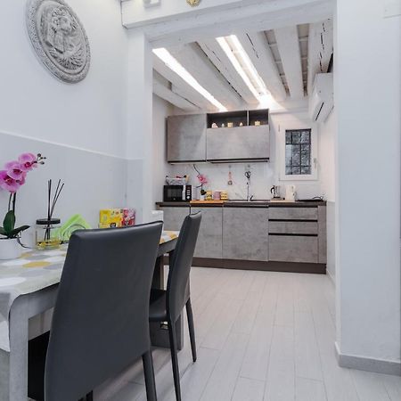 Palazzo Dolfin - Piazza San Marco Lovely Apartment البندقية المظهر الخارجي الصورة